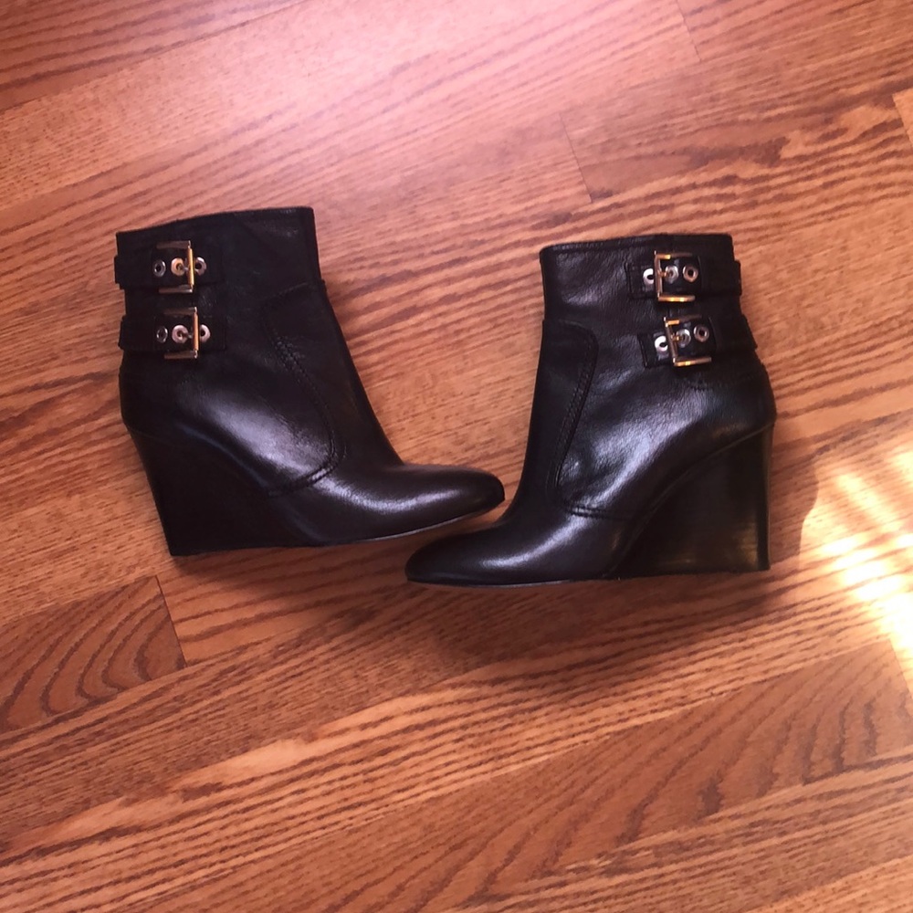 Leather booties
